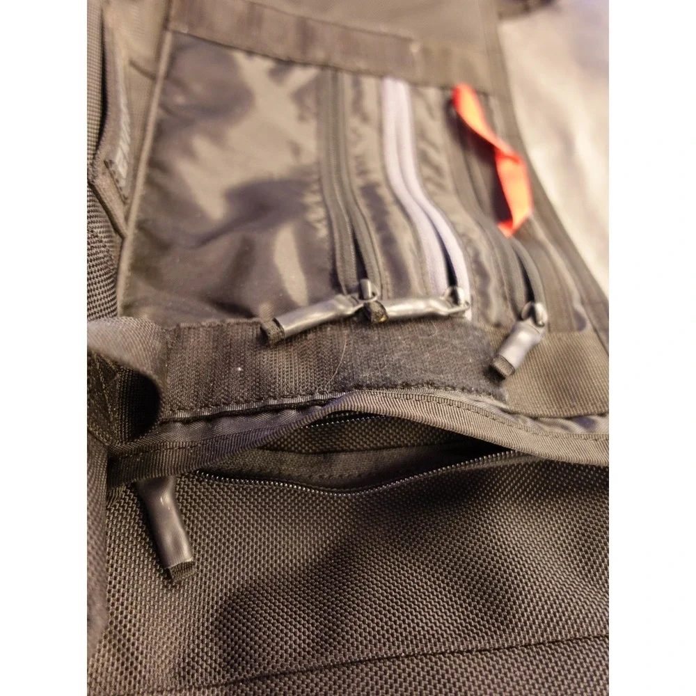 Timbuk2 Classic Messenger Bag Black Timbuk 2 Briefcase Travel Work School